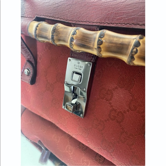 Gucci Red Bamboo Cloth Handbag - Picture 6 of 9